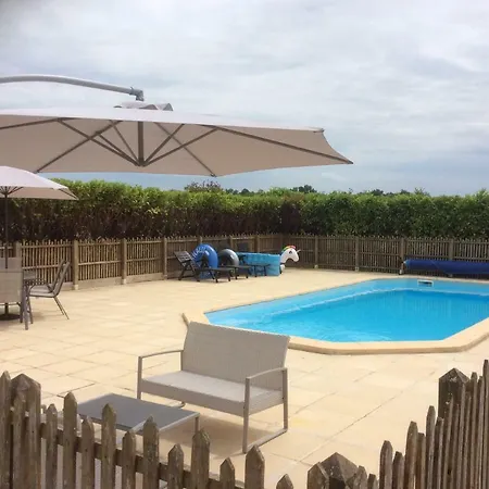 Les Daurins Holiday home Poursac