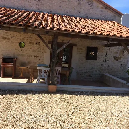 Holiday home Les Daurins